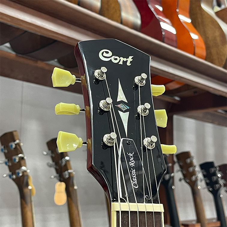 Cort CR200-GT Classic Rock — Электрогитара шестиструнная (голова грифа)