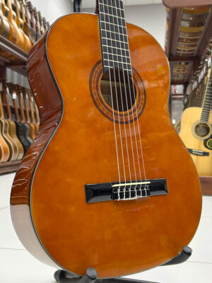 Naranda CG220-44 — Классическая гитара (верхняя дека)