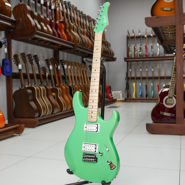 Cort G250-Spectrum-MEG — Электрогитара