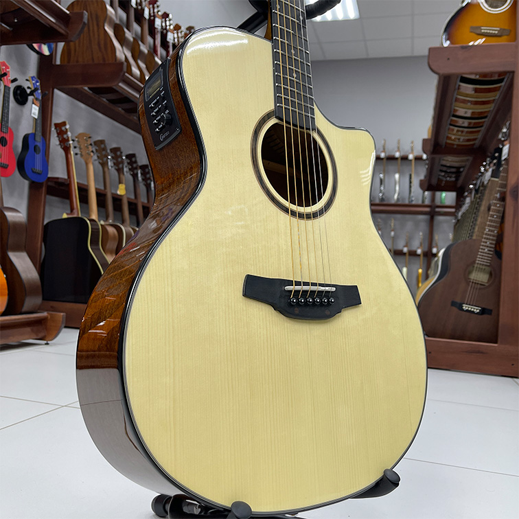 Crafter HG-250CE NC — Электро-акустическая гитара (фото верхней деки)