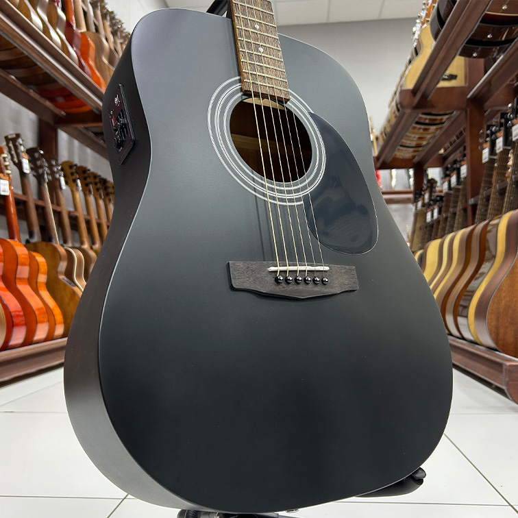 Cort AD810E-BKS — Электро-акустическая гитара (верхняя дека)