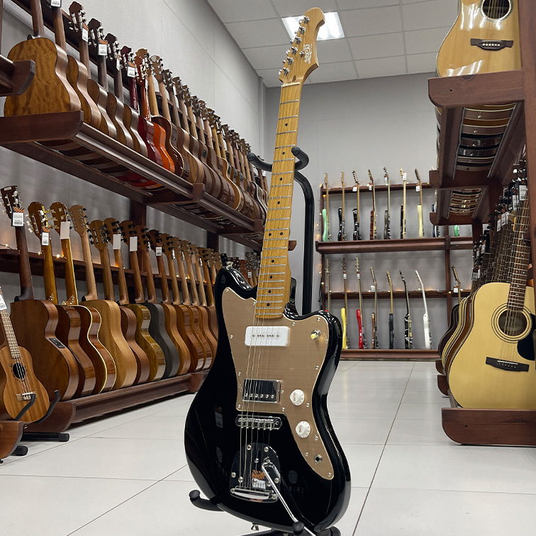 JET JJ-350 BGT — Электрогитара