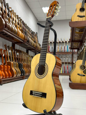 Naranda CG220-1/2 — Классическая гитара