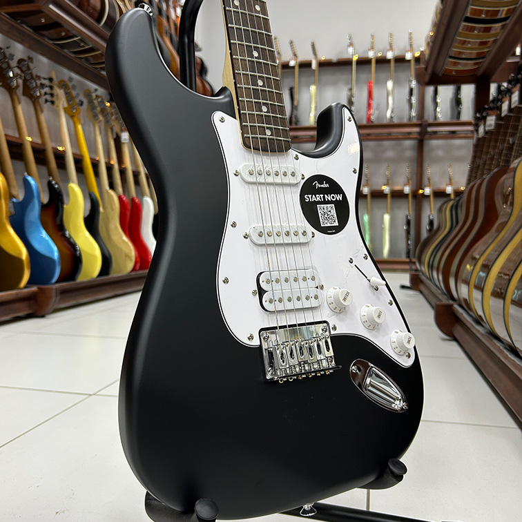 Squier by Fender Debut Stratocaster HT HSS BLK Электрогитара (верхняя дека)