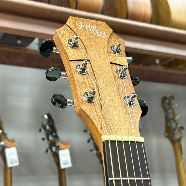 Gopherwood G210 — Акустическая гитара (голова грифа)