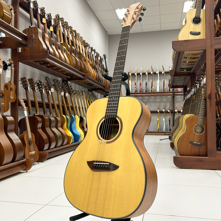 Gopherwood G210 — Акустическая гитара