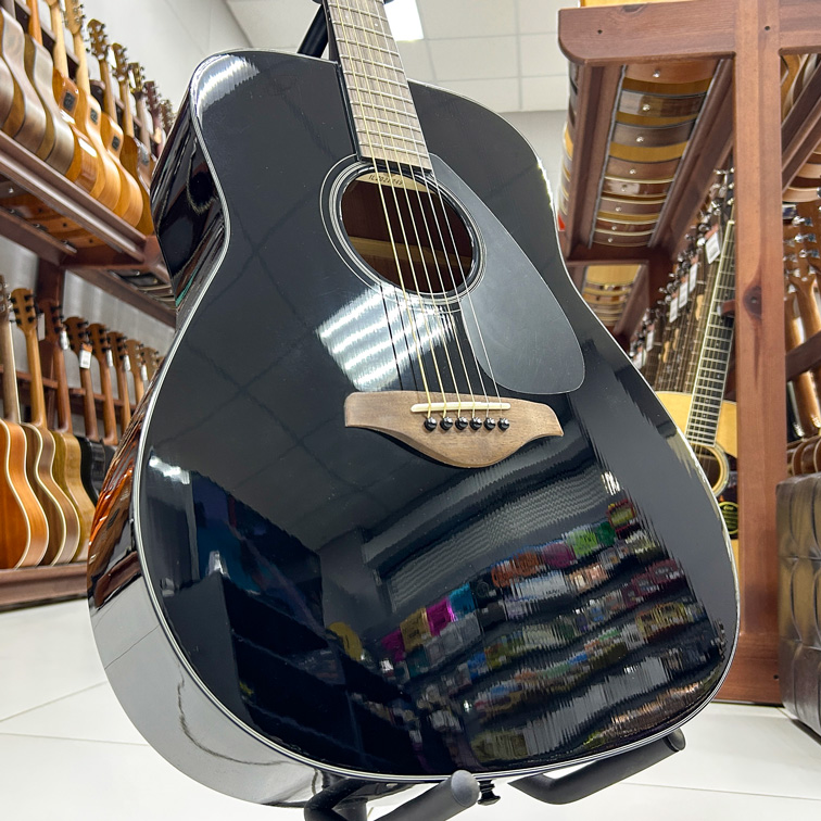 Yamaha FG800-BL — Акустическая гитара (верхняя дека)